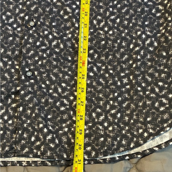 Robert Graham Shirt Mens 2XL Classic Short Sleeve Allover Print Button Up - Picture 9 of 11